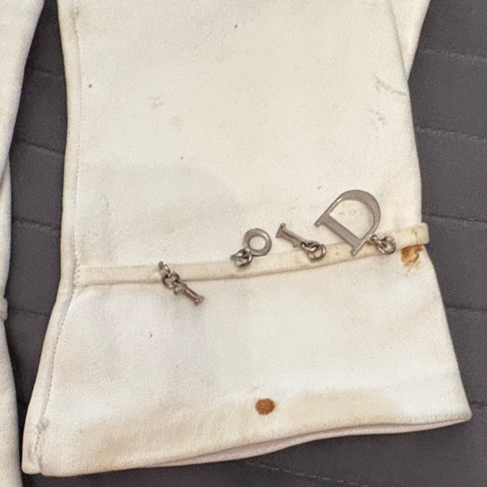 Dior White Gloves with Silver Charms - Picture 7 of 11